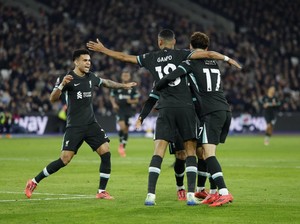 Liverpool Pesta Gol di Kandang West Ham, Unggul Jauh di Puncak Klasemen