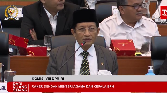 Menag Nasaruddin Umar dalam raker bersama Komisi VIII DPR RI, Senin (30/12/2024)