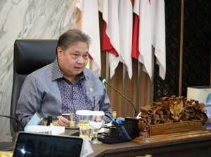Airlangga Klaim Peluang Resesi Ekonomi RI Lebih Rendah dari AS-China