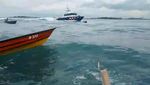 Momen Kapal Patroli Singapura Intimidasi Nelayan Batam di Perbatasan