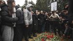 Momen Pilu Pemakaman Pilot dan Kru Pesawat Azerbaijan Airline