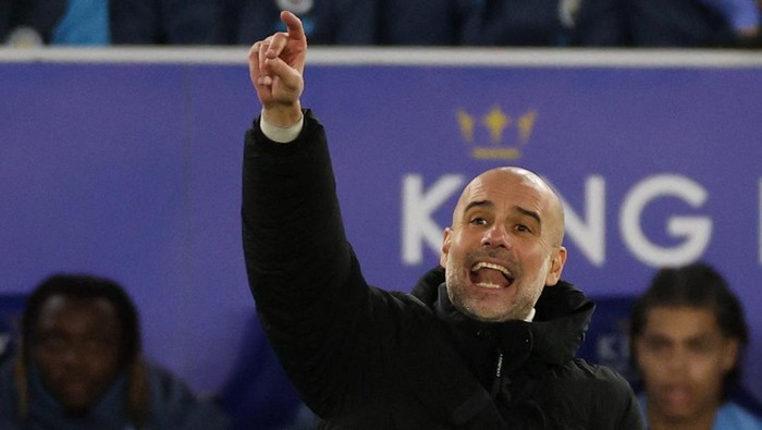 Soccer Football - Premier League - Leicester City v Manchester City - King Power Stadium, Leicester, Britain - December 29, 2024 Manchester City manager Pep Guardiola Action Images via Reuters/Lee Smith EDITORIAL USE ONLY. NO USE WITH UNAUTHORIZED AUDIO, VIDEO, DATA, FIXTURE LISTS, CLUB/LEAGUE LOGOS OR LIVE SERVICES. ONLINE IN-MATCH USE LIMITED TO 120 IMAGES, NO VIDEO EMULATION. NO USE IN BETTING, GAMES OR SINGLE CLUB/LEAGUE/PLAYER PUBLICATIONS. PLEASE CONTACT YOUR ACCOUNT REPRESENTATIVE FOR FURTHER DETAILS..