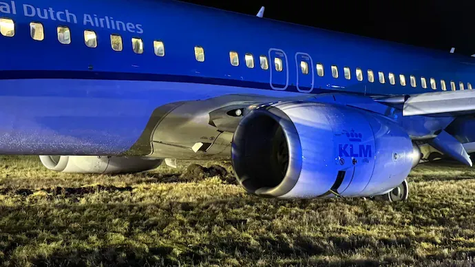 Pesawat KLM Royal Dutch Tergelincir Saat Mendarat Darurat di Norwegia