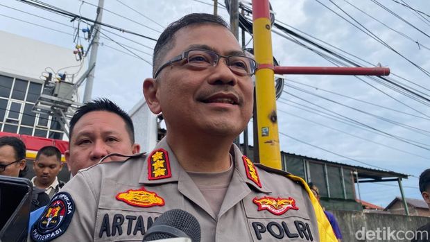 Kabid Humas Polda Jateng Kombes Artanto di Kelurahan Kalipancur, Kecamatan Ngaliyan, Senin (30/12/2024).