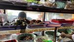 Viral di Bekasi, Warung Betawi Punya Pecak Ikan hingga Gabus Pucung Enak