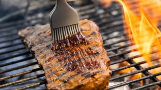 5 Tips Sehat Santap BBQ saat Tahun Baru Agar Tubuh Tetap Fit