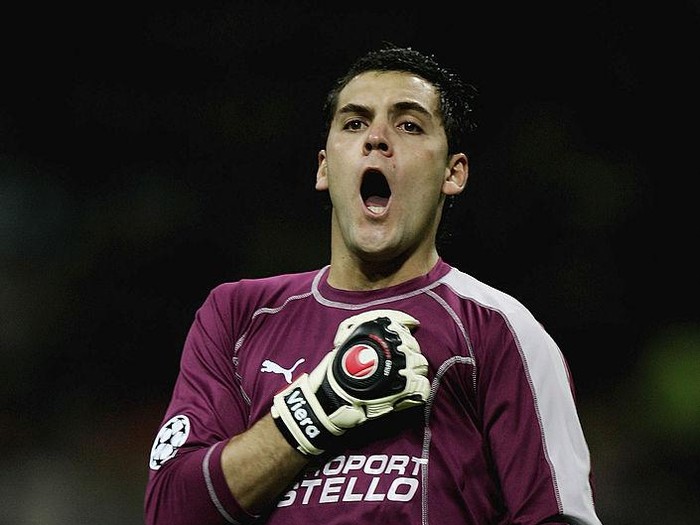 MILAN, ITALY - MARCH 29:  Sebastian Viera of Villarreal celebrates the first goal for Villarreal during the UEFA Champions League Quarter Finals First Leg match between Inter Milan and Villarreal at the San Siro Stadium on March 29, 2006 in Milan, Italy.  (Photo by Paul Gilham/Getty Images)