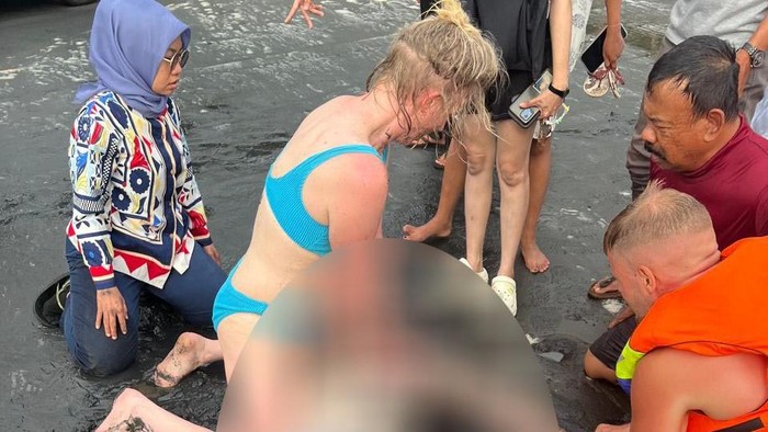 Seorang warga negara (WN) Australia yang terseret arus di Pantai Pasut, Kecamatan Kerambitan, Tabanan, Bali, pada Senin (30/12/2024). (Foto: Dok. BPBD Tabanan)