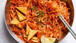 10 Makanan yang Dicap Tak Sehat Ini Ternyata Kaya Khasiat Sehat