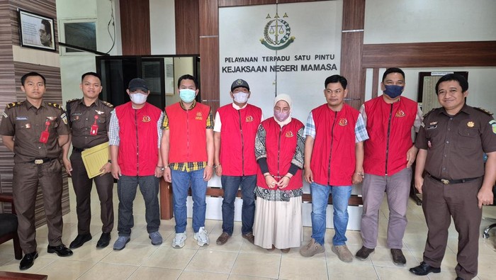 5 oknum kades dan 1 oknum kapus dijebloskan ke Lapas kelas III di Mamasa.
