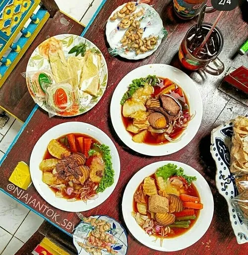 5 Tempat Makan Legendaris di Solo yang Punya Menu Lezat