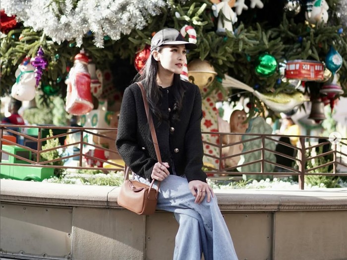 Gaya Mewah Sandra Dewi Gaya Mewah Sandra Dewi