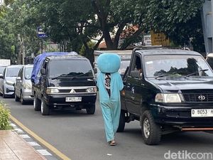 Asa Kaum Pinggiran Kota Bandung Hadapi 2025