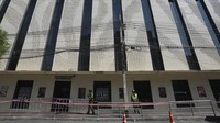 Kebakaran terjadi di lantai lima Ember Hotel, dan penyebab kebakaran masih diselidiki.  