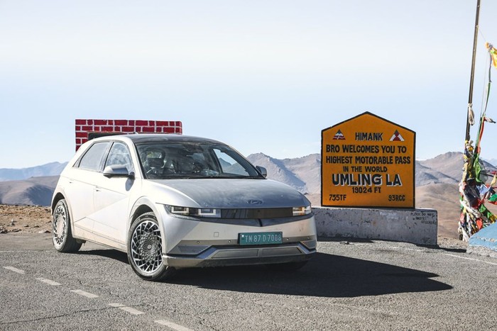 Hyundai Ioniq 5 Pecahkan Rekor GUINNESS WORLD RECORDS
