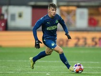 Ibu Iggy Houben Tertawa Anaknya Disebut Punya Keturunan Malaysia