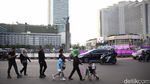 Jelang Malam Tahun Baru Kawasan Bundaran HI Mulai Ramai Warga