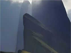 Jika Mengidap Megalophobia Jangan Lihat Foto Ini, Jangan Ya Dek