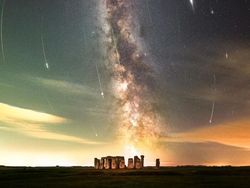Jika Mengidap Megalophobia Jangan Lihat Foto Ini, Jangan Ya Dek