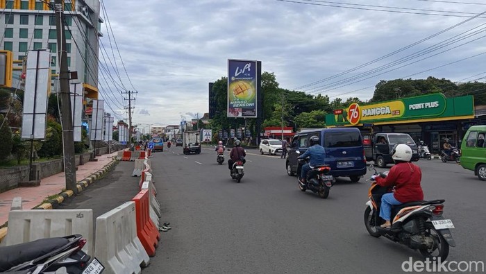 Kawasan Simpang Artos Magelang yang merupakan perbatasan Kota dan Kabupaten Magelang, Selasa (31/12/2024).