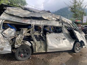 Tabrakan Beruntun di Pidie, 5 Orang Tewas