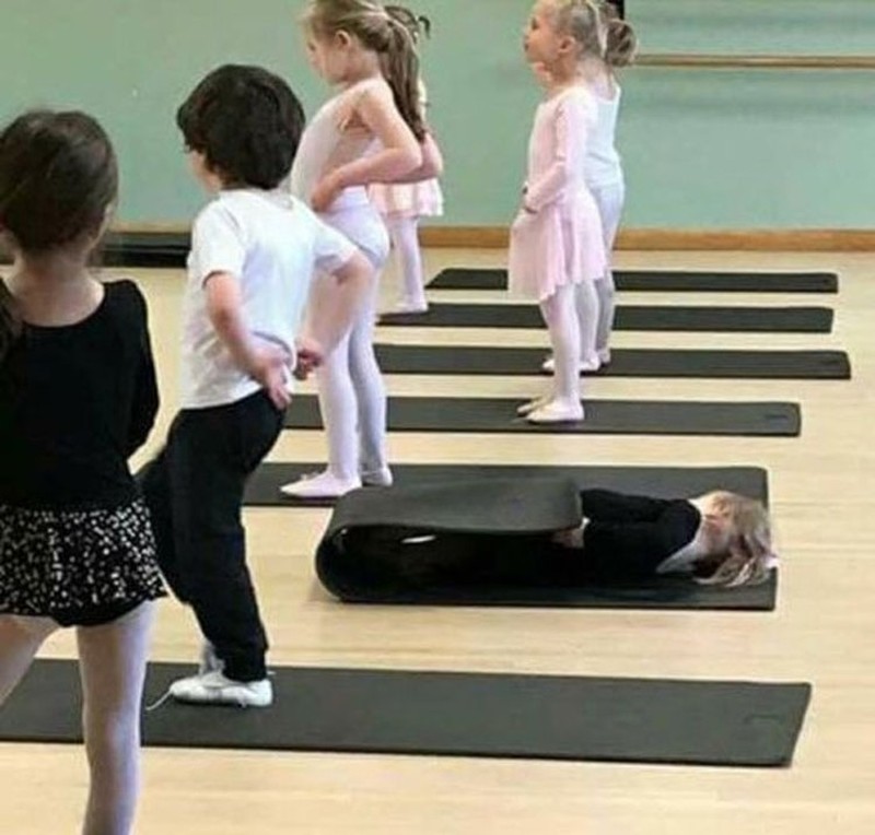 Kelakuan Bocil Terekam Kamera yang Bikin Ngakak