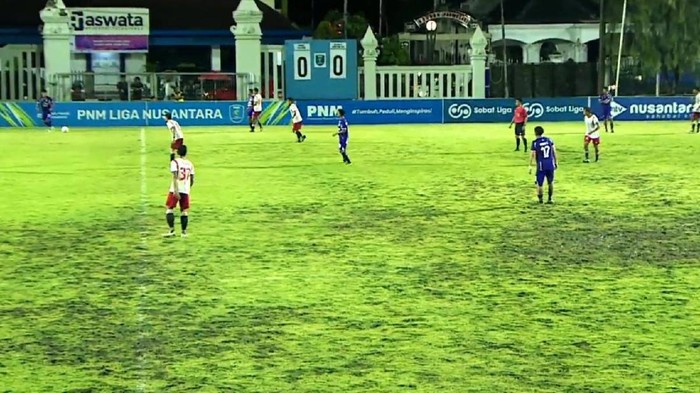 Kondisi Lapangan Kota Barat Surakarta tempat berlangsungnya pertandingan Liga Nusantara.