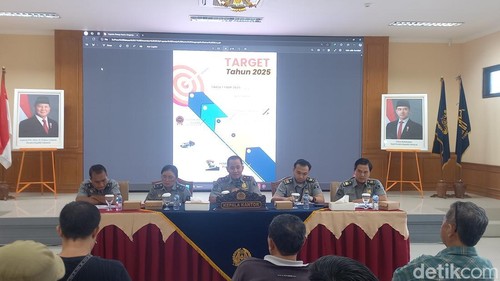 Konferensi pers akhir tahun di Kantor Imigrasi Singaraja, Selasa (31/12/2024). (Foto: Made Wijaya Kusuma/detikBali)