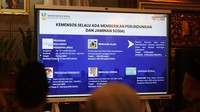 Gus Ipul mengatakan pihaknya juga akan rutin memberikan data terbaru ke Badan Pusat Statistik (BPS). Dia mengatakan data itu akan dicek BPS untuk kemudian dikirim kembali ke Kemensos.  