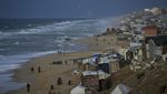 Potret Kamp Pengungsi di Sepanjang Pantai Gaza
