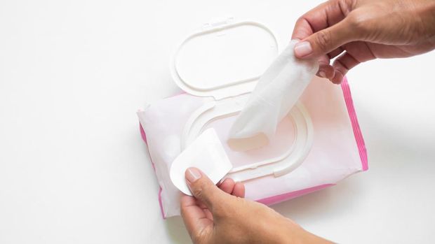 Rekomendasi Tisu Basah Non Alkohol dan Parfum untuk Bayi