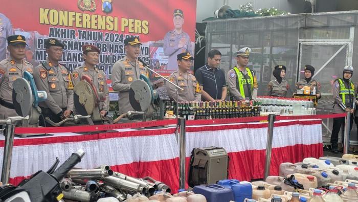 Rilis akhir tahun Polres Lamongan