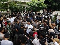 Tolak PPN 12 Persen, Massa Geruduk Kantor Pajak Jogja