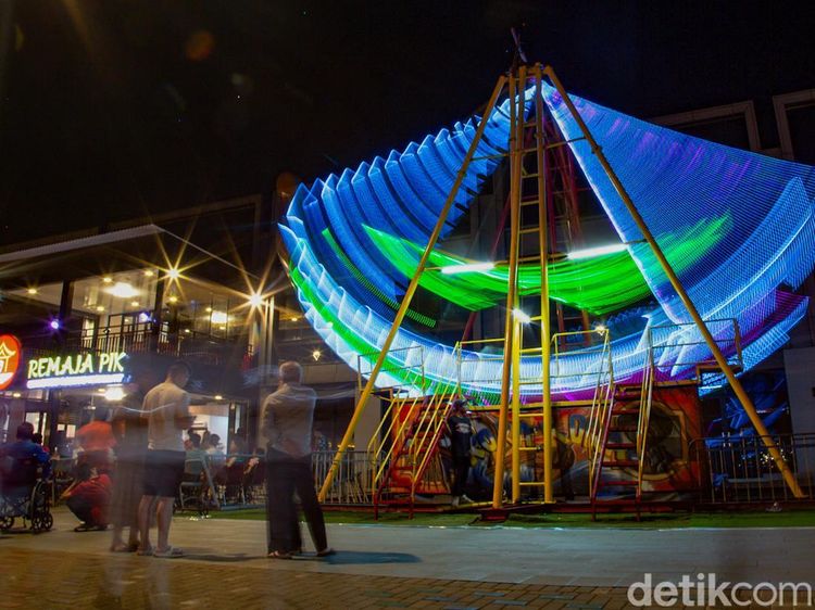 Suasana Malam Tahun Baru di Batavia PIK, Spot Wisata Kekinian Jakarta