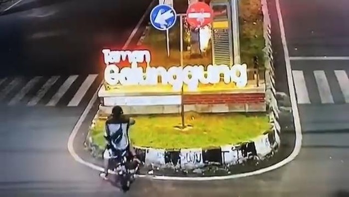 Tulisan Taman Galunggung Kota Malang dirusak