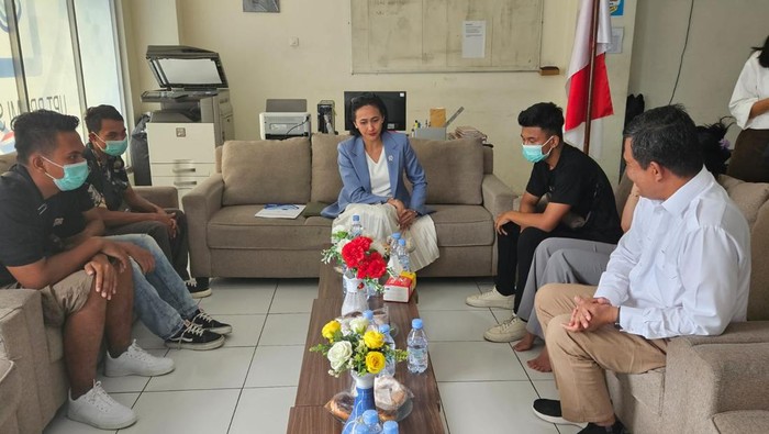 Wakil Menteri P2MI, Christina Aryani di shelter Balai Pelayanan Perlindungan Pekerja Migran Indonesia (BP3MI), Tangerang.