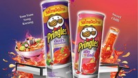 Pringles dengan variasi rasa tom yum juga ada dan beredar di Malaysia tahun 2019. Rasa keripiknya pun dibuat mirip seperti tom yum Thailand yang aromatik, pedas, dan asam. Foto: lovefood.com