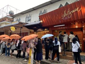 Cerita Warga Berburu Kuliner Viral di Blok M Saat Libur Tahun Baru