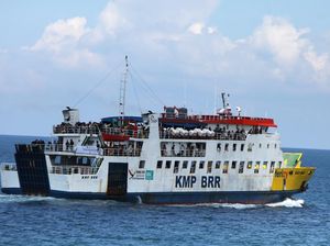 Arus Balik Libur Nataru Mulai Ramai di Pelabuhan Ulee Lheue Aceh