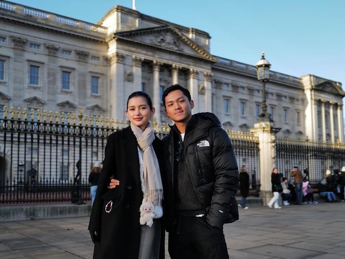 Azriel Hermansyah Azriel Hermansyah dan Sarah Menzel