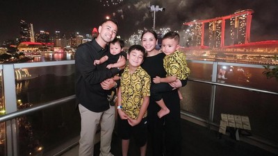 8 Gaya Keluarga Artis RI Rayakan Tahun Baru 2025 di Luar Negeri
