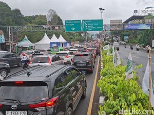 Video: One Way Selesai, Lalin Arah Puncak Bogor Padat Merayap