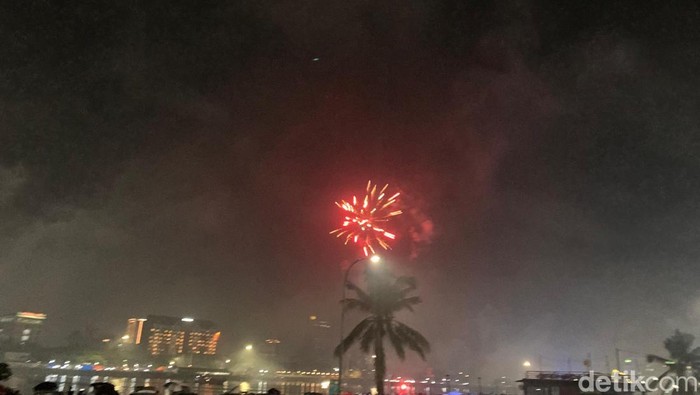 Malam tahun baru di CPI Makassar. Fatmawati Hamzading/detikSulsel