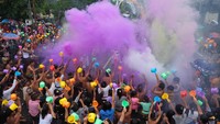 Tradisi itu untuk membersihkan diri dan memperkuat persaudaraan antarwarga. 