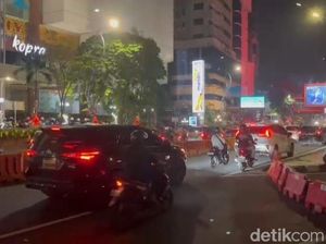 U Turn di Basuki Rahmat Disekat Buat Pemotor Berknalpot Brong Putar Balik