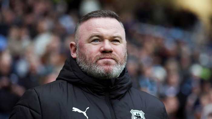 COVENTRY, ENGLAND - DECEMBER 26: Wayne Rooney manager / head coach of Plymouth Argyle during the Sky Bet Championship match between Coventry City FC and Plymouth Argyle FC at The Coventry Building Society Arena on December 26, 2024 in Coventry, England. (Photo by Catherine Ivill - AMA/Getty Images)