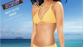 Foto ini sebenarnya mengerikan, karena ada penampakan tangan di pundak. Foto: Boredpanda