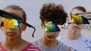 Kacama futuristik? Foto: Boredpanda