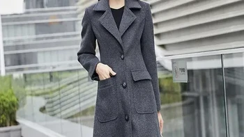 Kira-kira berapa tinggi wanita ini ya? Foto: Boredpanda