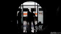 Pengamanan diperketat untuk memberikan kenyamanan dan keamanan kepada penumpang.